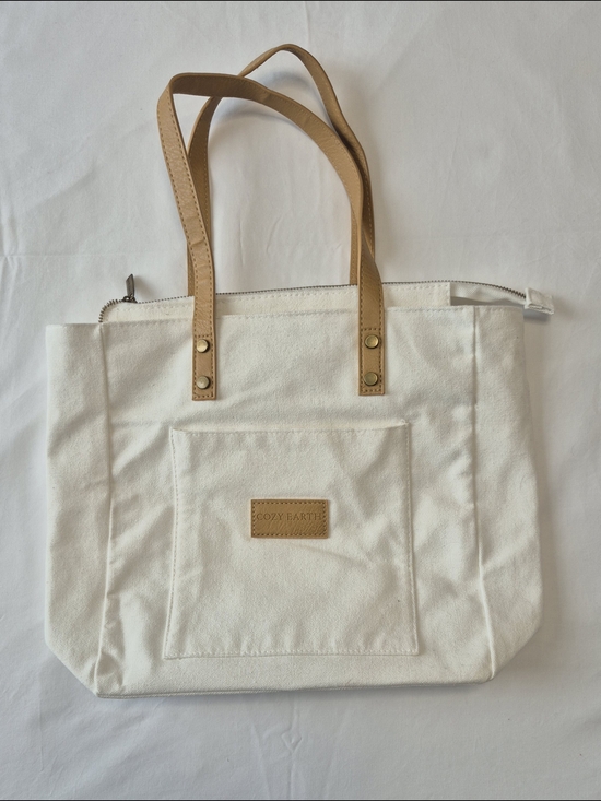 cozy earth Handbags - Cozy Earth White Canvas Tote with Tan Handles